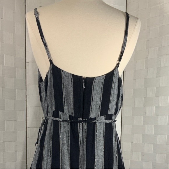 Rails faux wrap Ariel midi dress in Thompson Stripe. Black and gray with silver - Picture 2 of 9